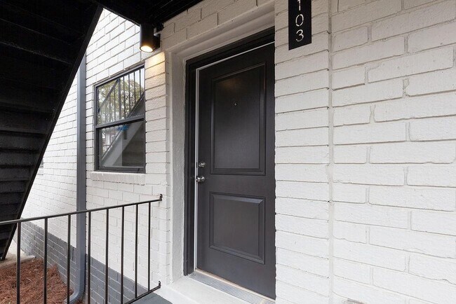 Photo - 396 Linden Ave NE Unit 103