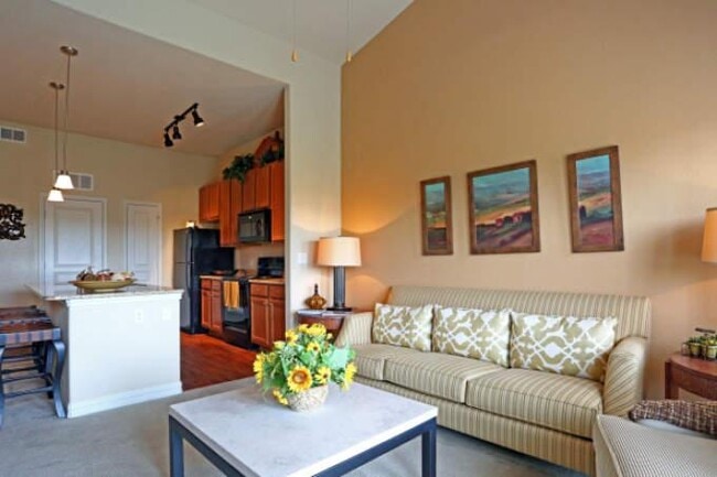Photo - 3 bedroom in Austin TX 78730 Unidad 3018