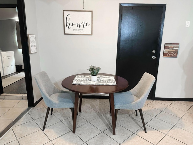 Photo - 6913 Cocos Dr