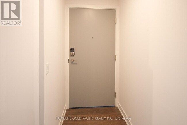 Photo - 30 Upper Mall Wy Unit 1506