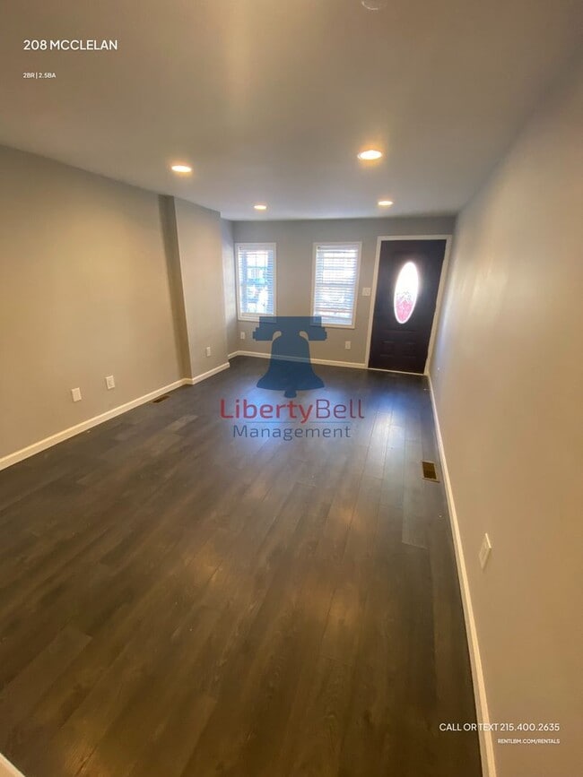Photo - 208 McClellan St