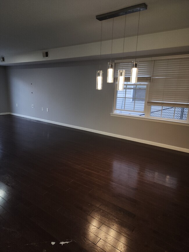 Photo - 102 N 5th St Unit 5 Street - 2nd Floor