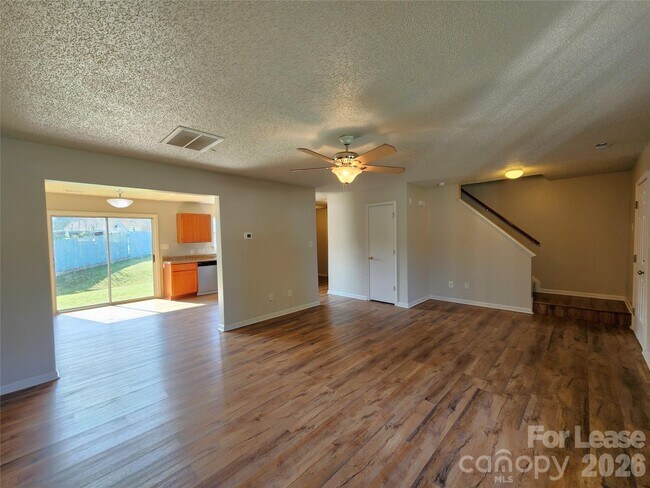 Photo - 3046 Talledaga Ln SW