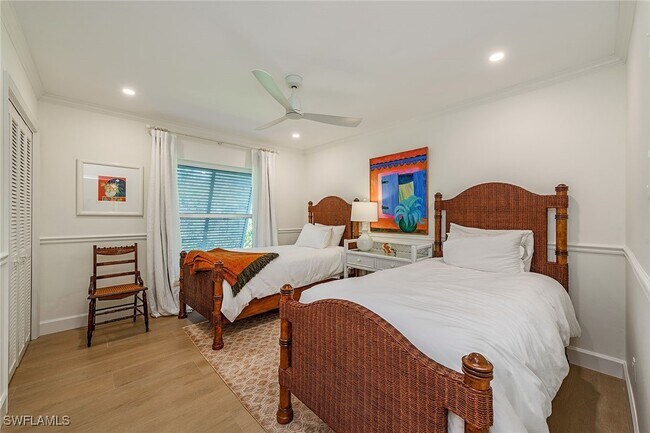 Photo - 301 Ridge Dr