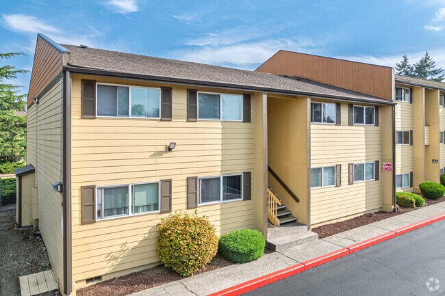 Photo - Laurel Court