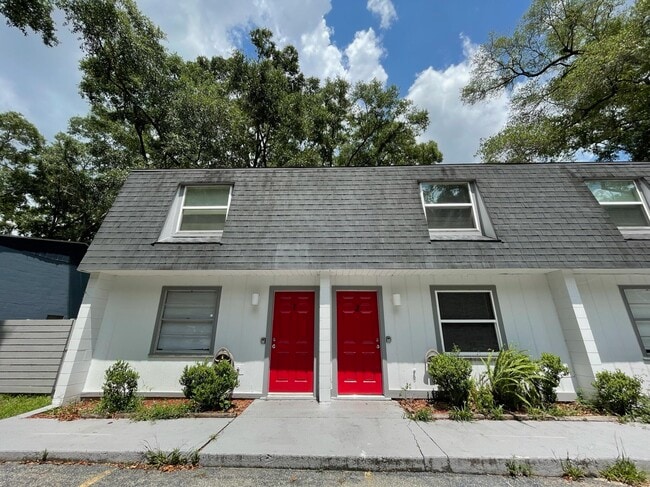 Building Photo - 1231 SW 61st Terrace