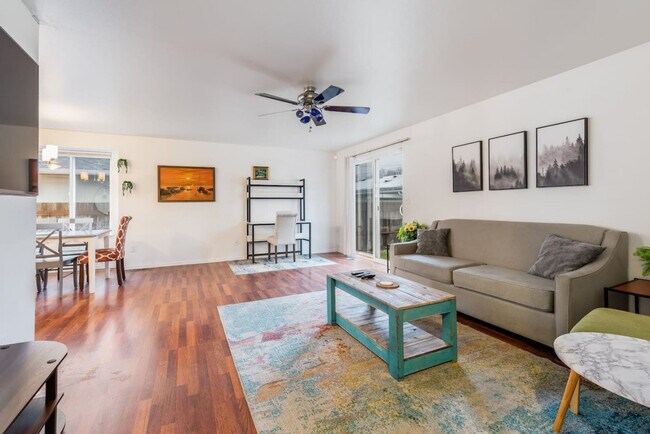 Photo - 2141 S Sheridan Ave Unit ID1045872P