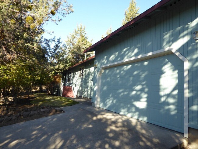 Photo - 1496 NW Portland Ave