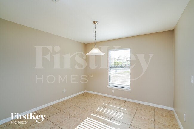 Photo - 2203 SW 11th Ct