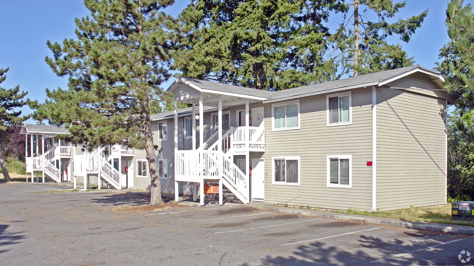 Alpine Apartments - Alpine Apartments