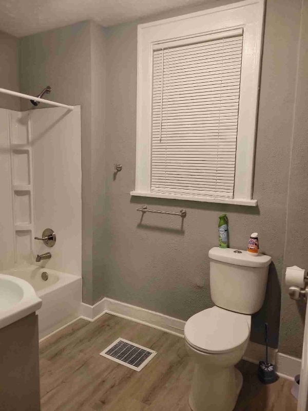 Photo - 320 Lockwood Ave