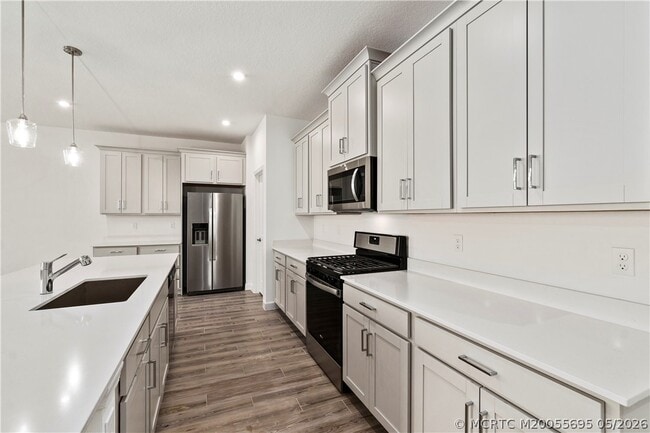 Photo - 14143 SW Safi Ter
