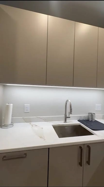 Photo - 44-46-46 Temple Pl Unit PH