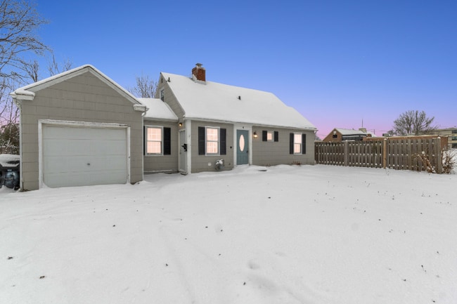 Photo - 41 Lynbrook Ave