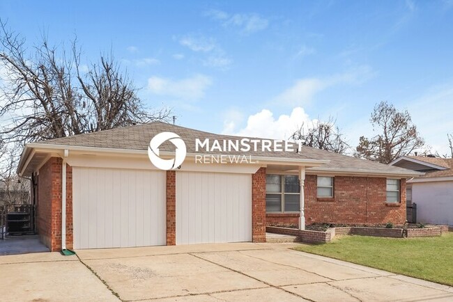 Building Photo - 3 Bedroom Pet-Friendly Home in Oklahoma City, OK with Main Street Renewal