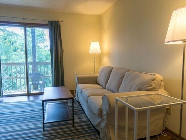 Photo - 3-Bedroom Apartment Near IU Bloomington Campus