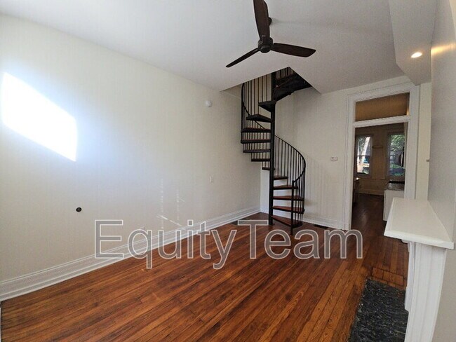 Photo - 322 Mulberry St