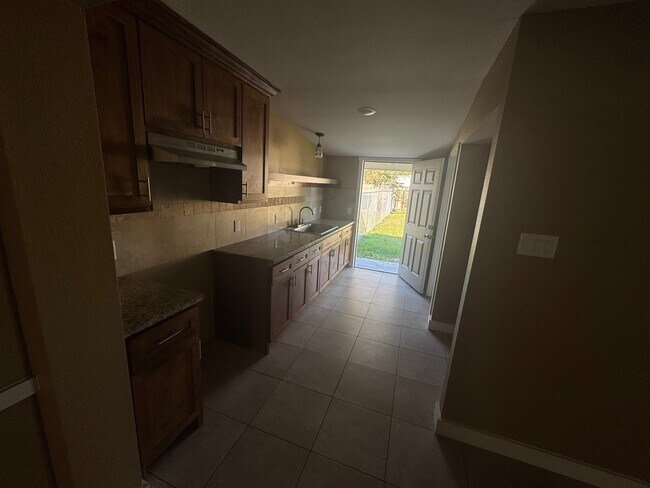 Photo - 207 E Mitchell Rd