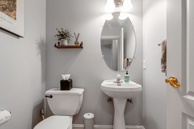 Photo - Beautiful 3 Bedroom Bridgeport Townhome!