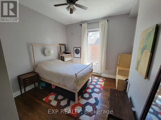 Photo - 223 Evelyn Ave