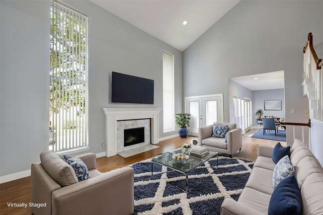 Building Photo - 2601 S Broadway St Unit 29