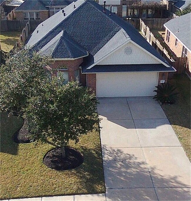 Photo - 2822 Chalet Knolls Ln