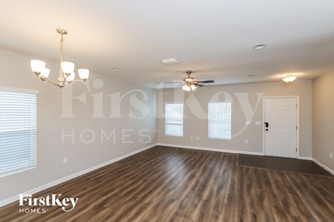 Photo - 1224 Dillard Dr SE