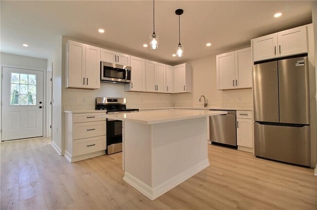 Photo - 1 Cottage St