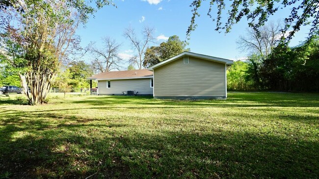 Photo - 311 S 2nd St