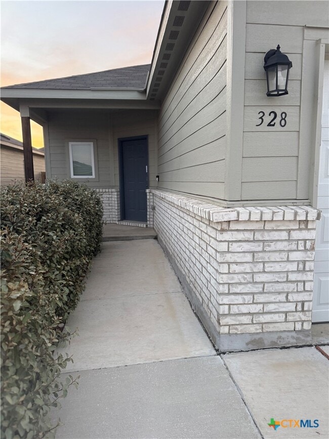 Photo - 328 Havarti Wy