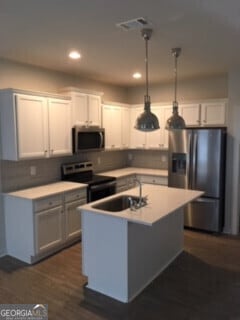 Photo - 305 Lorien Way