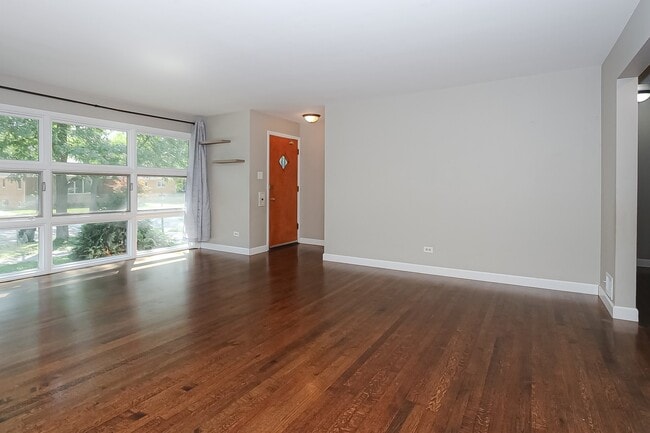 Photo - 9128 Birch Ave