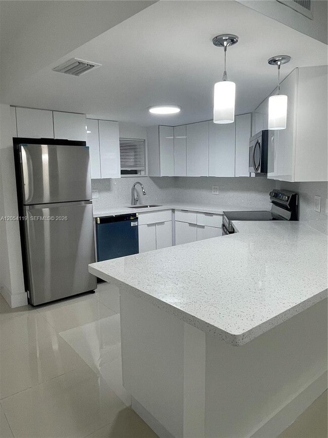 Photo - 8225 Lake Dr Unit 104