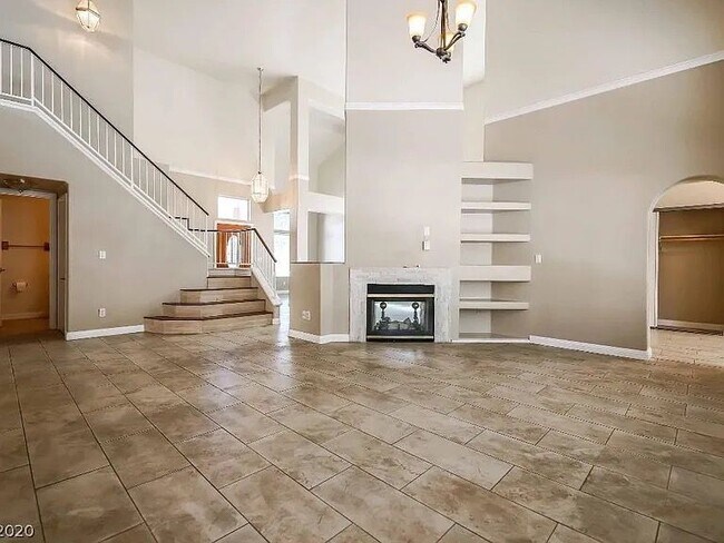 Photo - 1845 Mt Carmel Ave