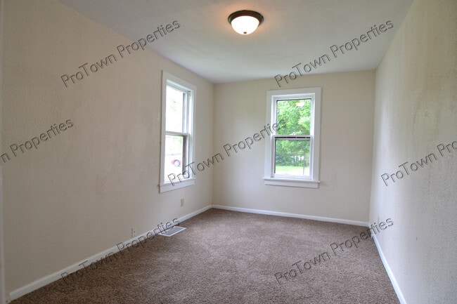 Photo - 508 S Des Plaines St