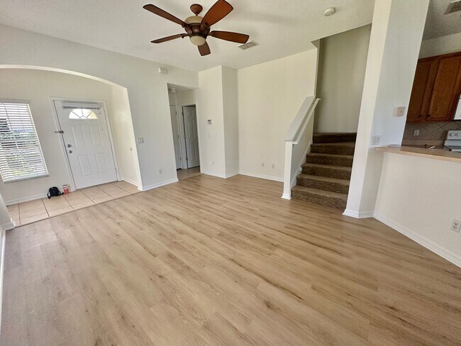 Photo - Orlando - 3 Bedroom, 2.5 Bathroom - $1,845.00