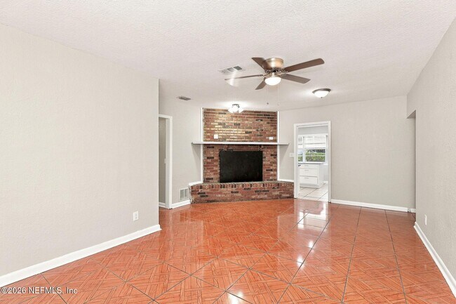 Photo - 5716 Banyan Dr