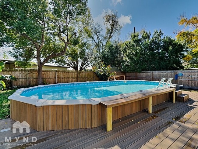 Photo - 3404 Leslie Dr