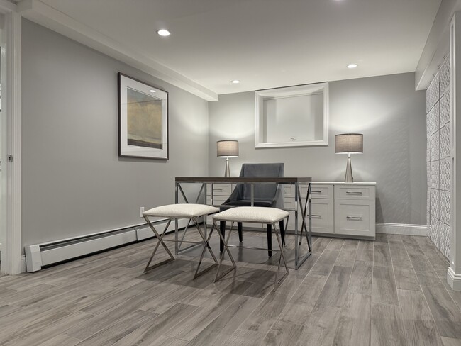 Building Photo - 36 Woodfield Ave Unit 1 Rental