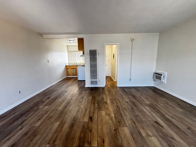Photo - 524 N 21st St Unidad E