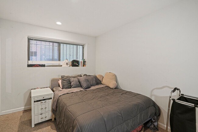 Photo - 1321 Fairmont St NW