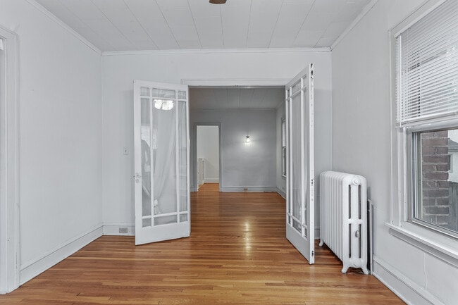 Photo - 2219 Garfield Ave Apartments | Origen Living