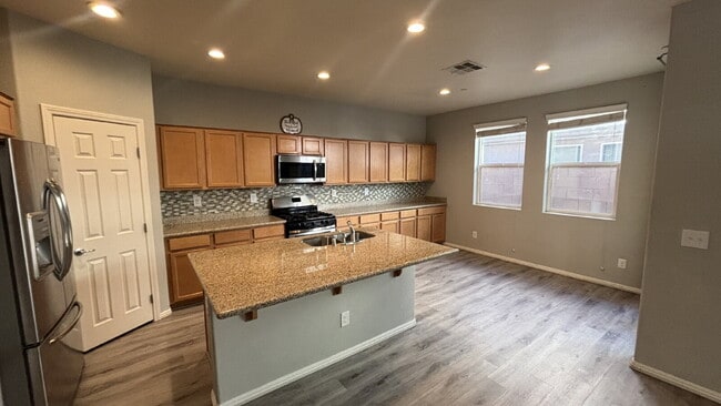 Photo - 4 Bed, 3 Bath