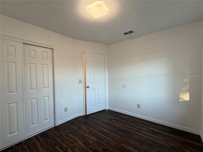 Photo - 6918 Edgefield Ln