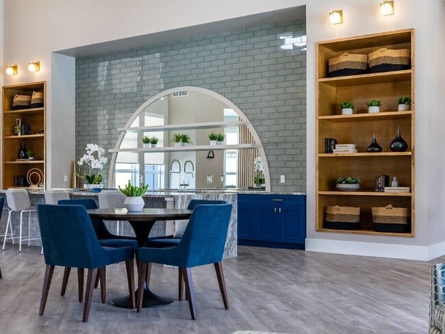 CLUBHOUSE | Valley View Apartments