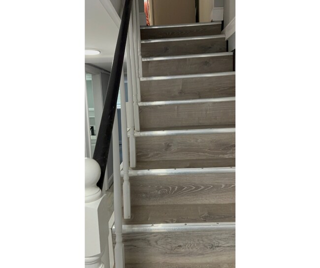 Photo - 2848 Edgecombe Cir S Unit B Available $700 B