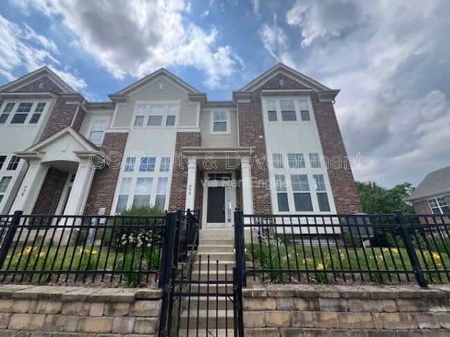 Building Photo - 498 Grosvenor Ln