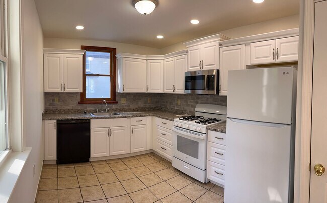 Photo - Newly Remodeled 2 Bedroom House