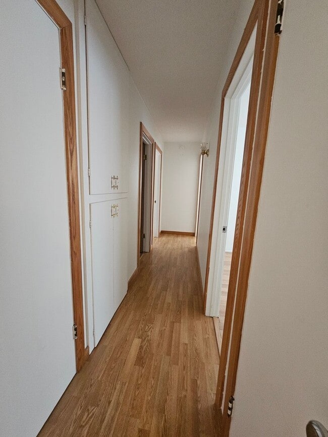 Photo - NW 3 Bedroom 1 bath, Large Fenced Yard, 1 Stall Garage