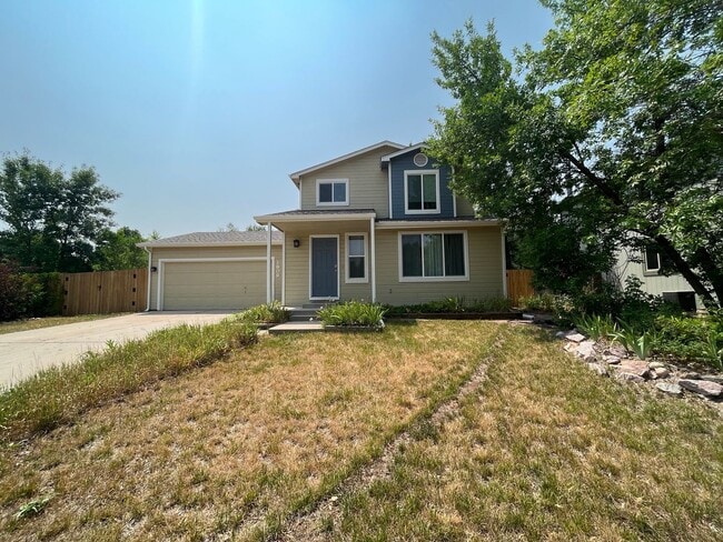 Building Photo - Beautiful Home on Large Lot